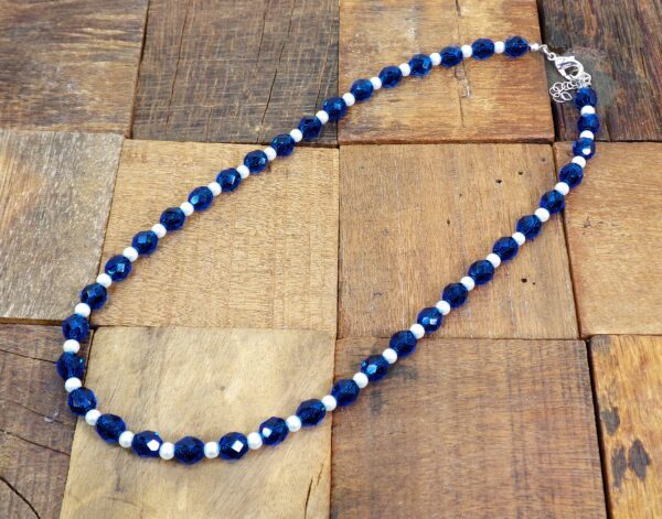 BLUE GLASS AND PEARL BEAD NECKLACE - Image 6