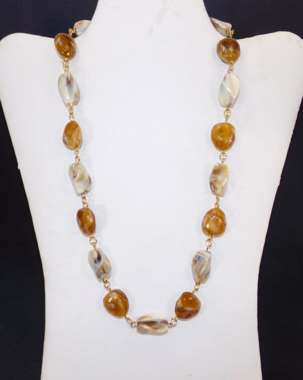 BROWN AND BEIGE BEAD NECKLACE - Image 7