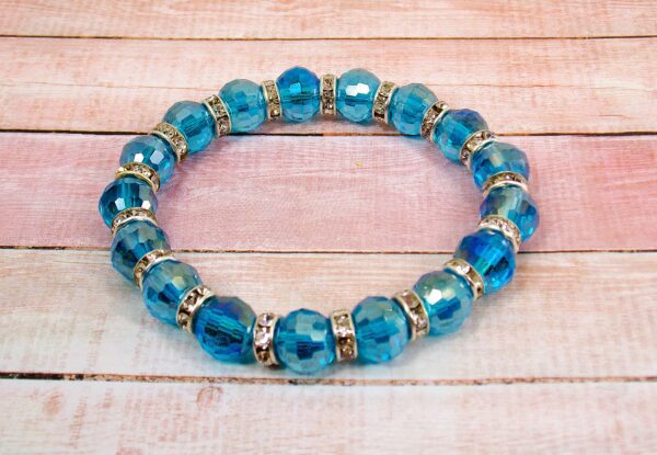 TURQUOISE COLOR GLASS AND CRYSTAL BEAD STRETCH BRACELET - Image 10