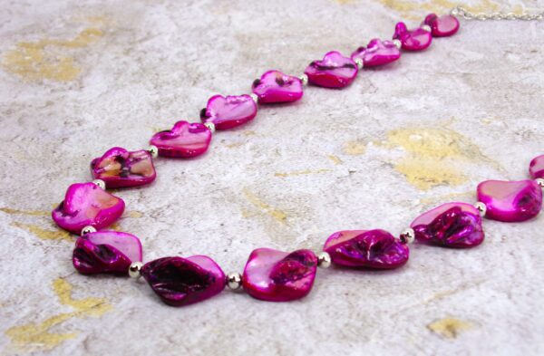 PURPLE SHELL BEAD NECKLACE - Image 3