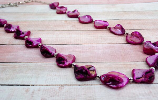 PURPLE SHELL BEAD NECKLACE - Image 4