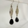 BLACK GLASS AND SILVER ROUND DISK EARRINGS - Image 3