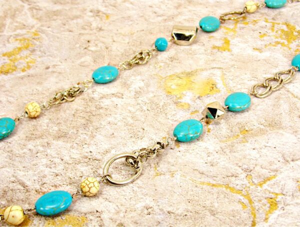 LONG TURQUOISE AND WHITE STONE NECKLACE - Image 5