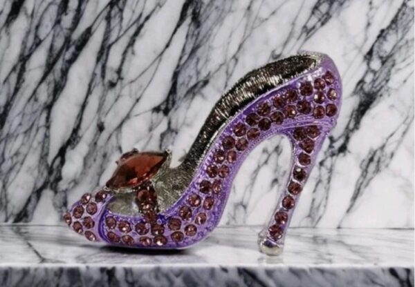 PURPLE CRYSTAL HIGH HEEL SHOE PIN BROOCH - Image 9