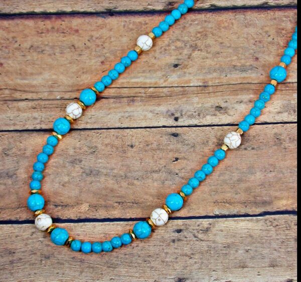 TURQUOISE AND WHITE AGATE STONE BEAD NECKLACE - Image 11