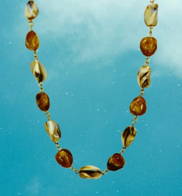 BROWN AND BEIGE BEAD NECKLACE - Image 9