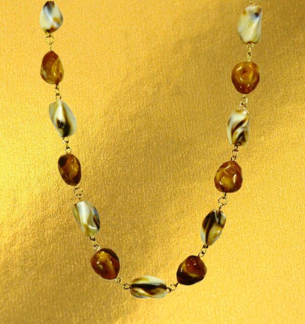 BROWN AND BEIGE BEAD NECKLACE - Image 12