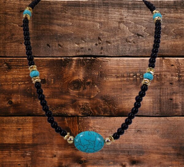 TURQUOISE STONE AND BLACK GLASS BEAD NECKLACE - Image 8