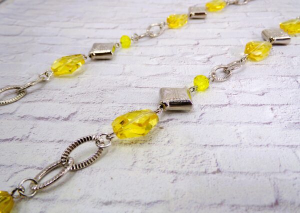 YELLOW AND SILVER BEAD NECKLACE - Image 2