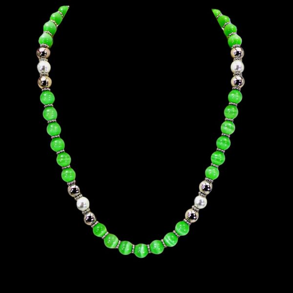 LIME GREEN CAT EYE STONE NECKLACE WITH SILVER AND PEARL BEADS - Image 6