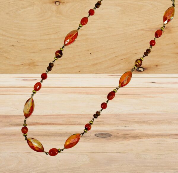 ORANGE GLASS AND WOOD BEAD NECKLACE - Image 6