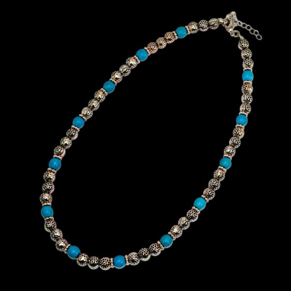 TURQUOISE STONE AND SILVER TEXTURED BEAD NECKLACE - Image 5