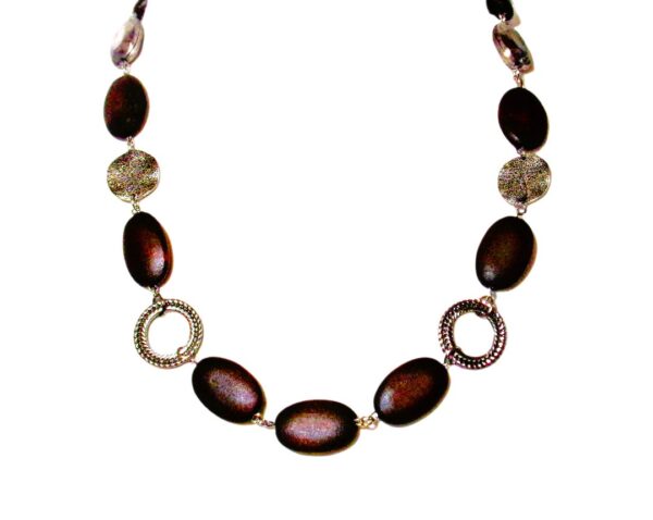 BROWN WOOD AND SILVER LINK NECKLACE - Image 2