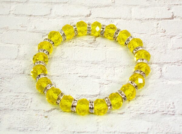 YELLOW GLASS BEAD BRACELET WITH CLEAR CRYSTALS - Image 3