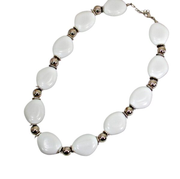 LARGE WHITE AND SILVER BEAD NECKLACE - Image 7
