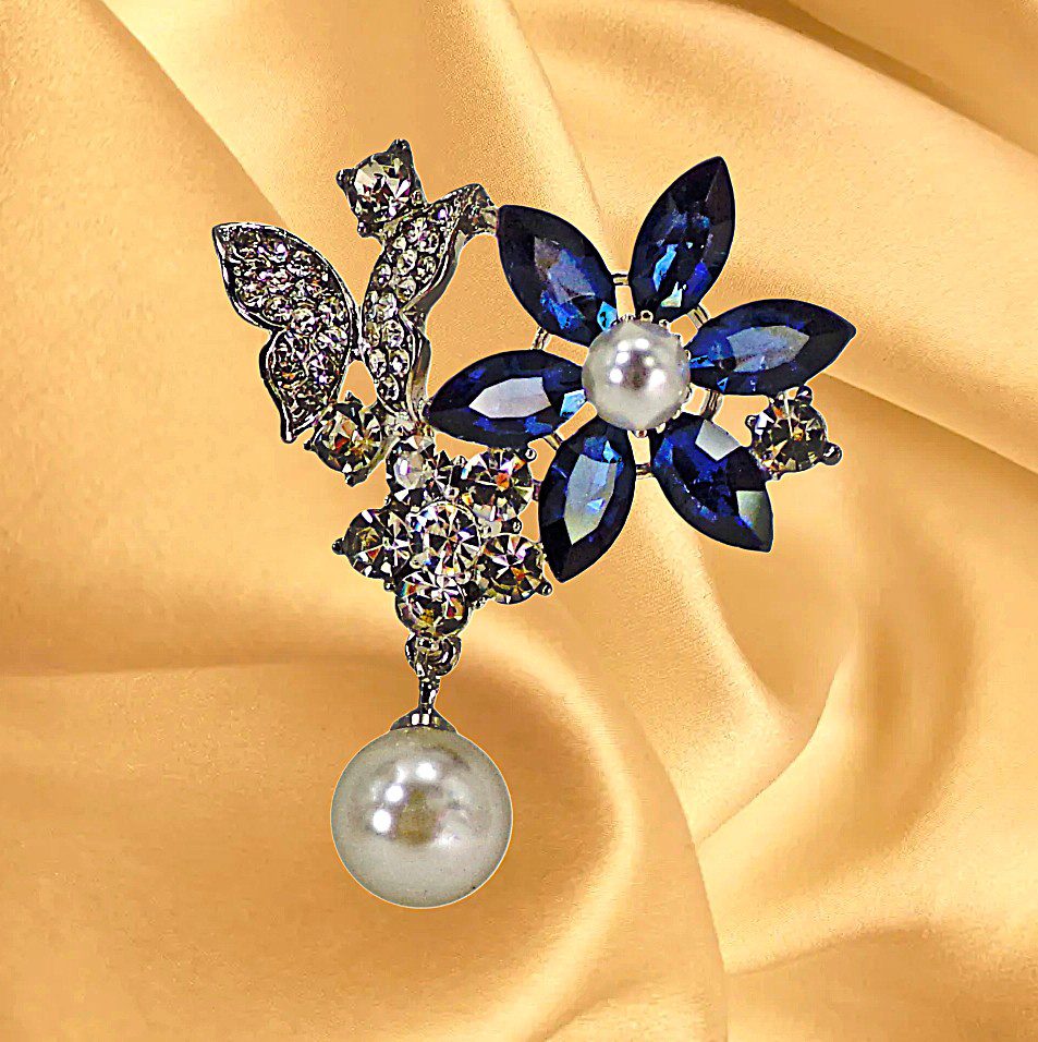 Blue Crystal Butterfly Pearl Brooch - Image 2